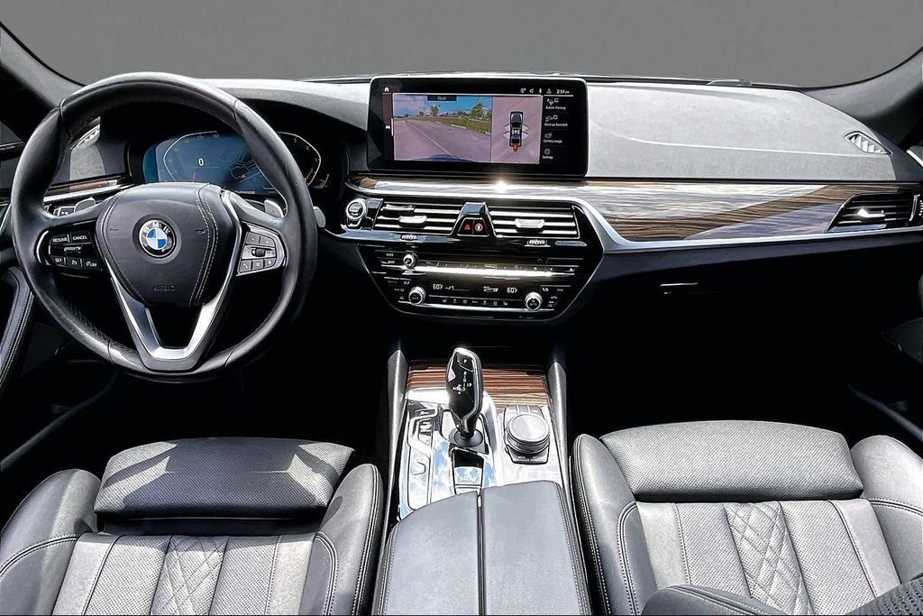 Used 2021 BMW 530i RWD image 16