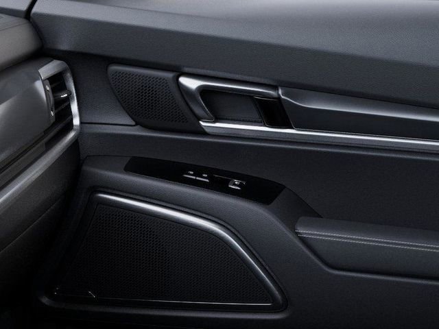 New 2025 Kia Telluride S image 25