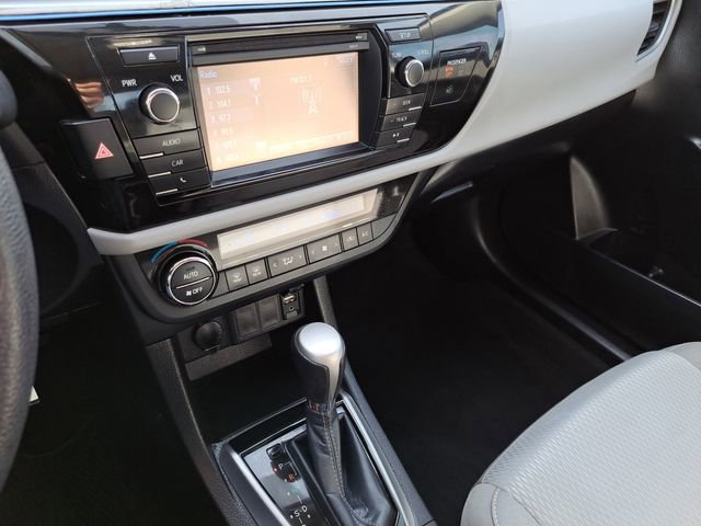 Used 2016 Toyota Corolla LE image 20