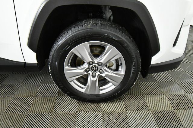Used 2025 Toyota RAV4 XLE image 17