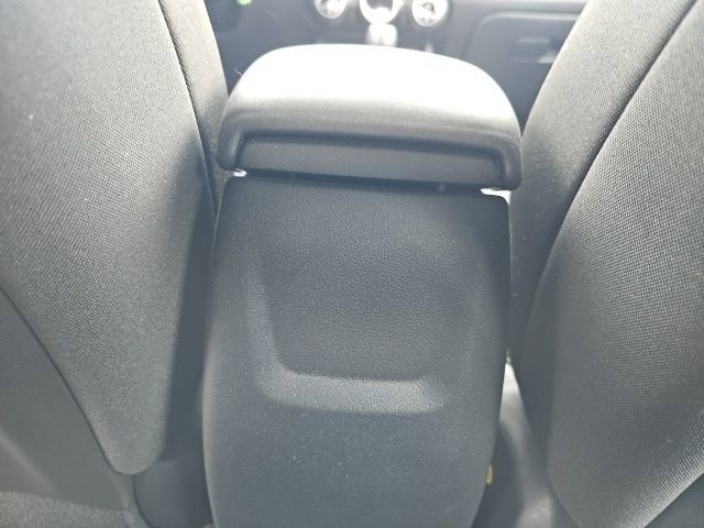 Used 2023 Hyundai Venue SEL image 21