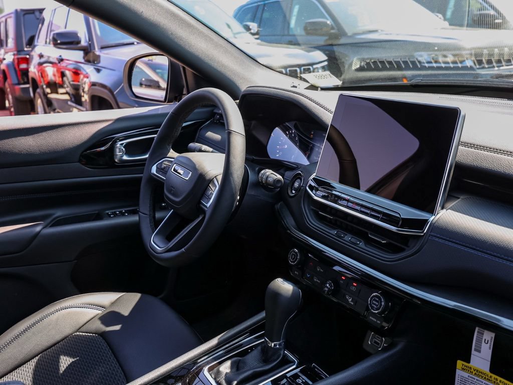 New 2026 Jeep Compass Latitude AWD/4WD image 20