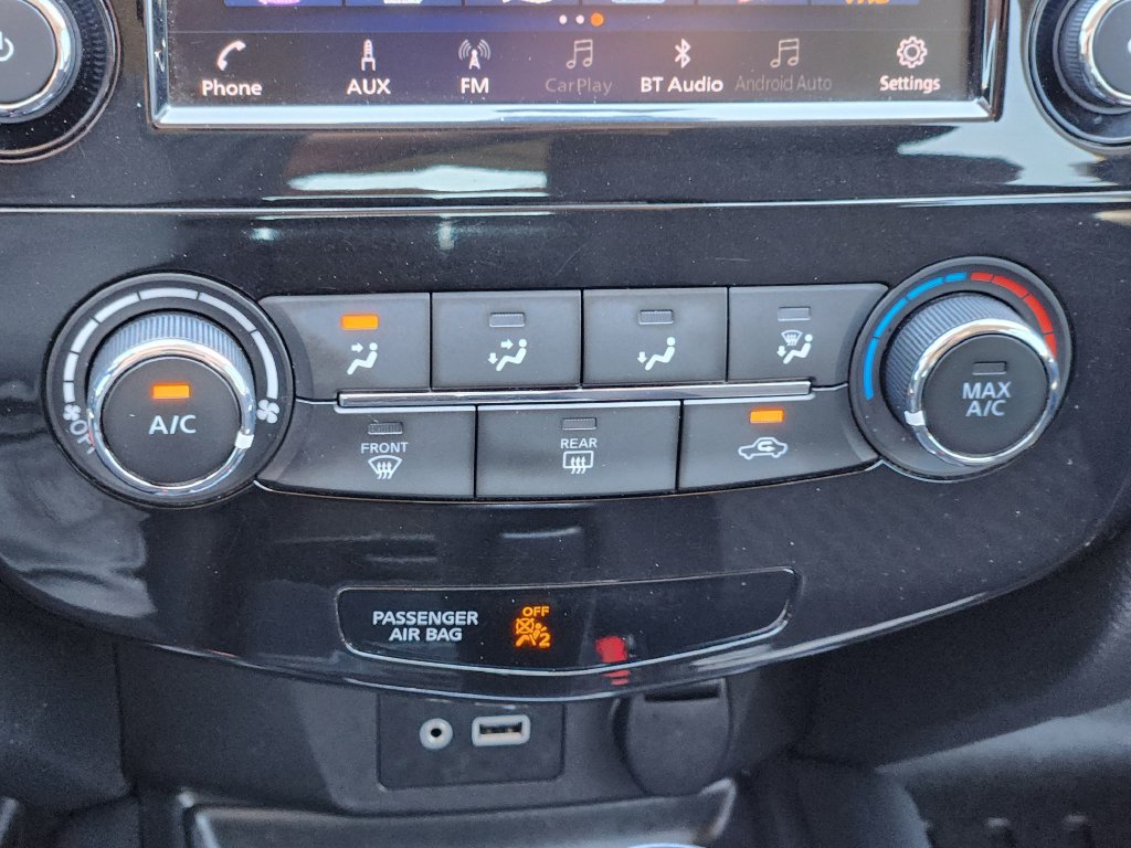 Used 2019 Nissan Rogue S w/ Special Edition Package FWD image 22