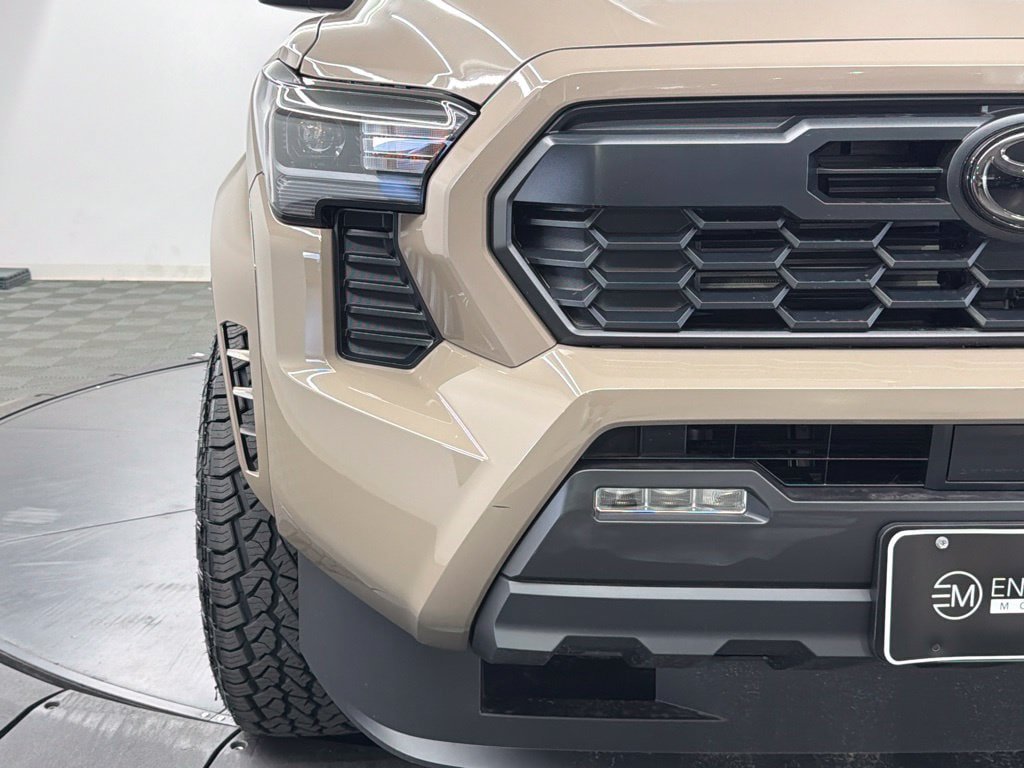 New 2026 Toyota Tacoma TRD Sport AWD/4WD image 8