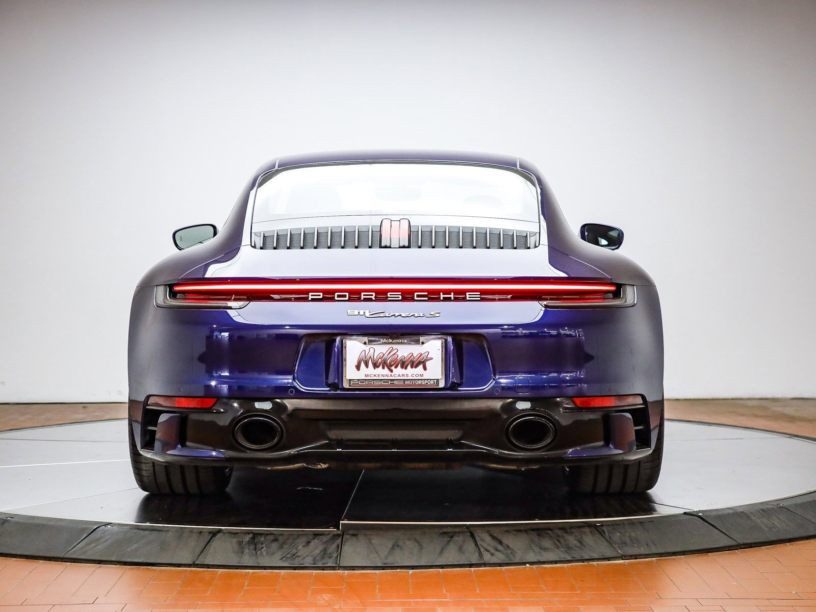 Used 2024 Porsche 911 Carrera S image 7