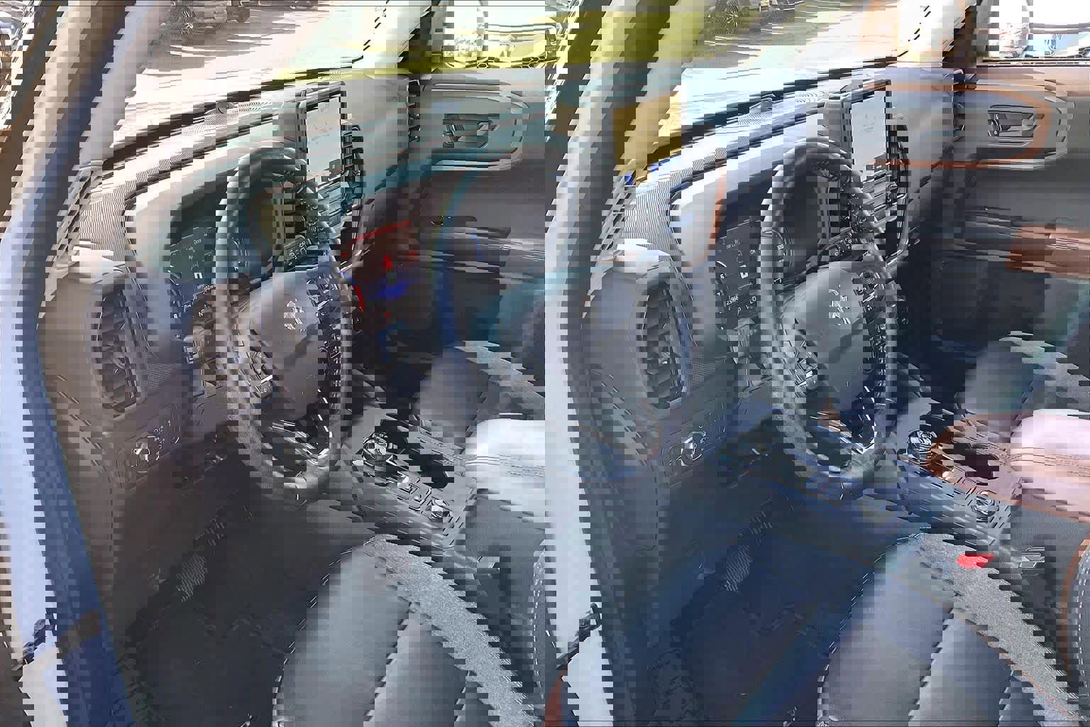 Used 2022 Ford Bronco Sport Outer Banks w/ Tech Package image 16