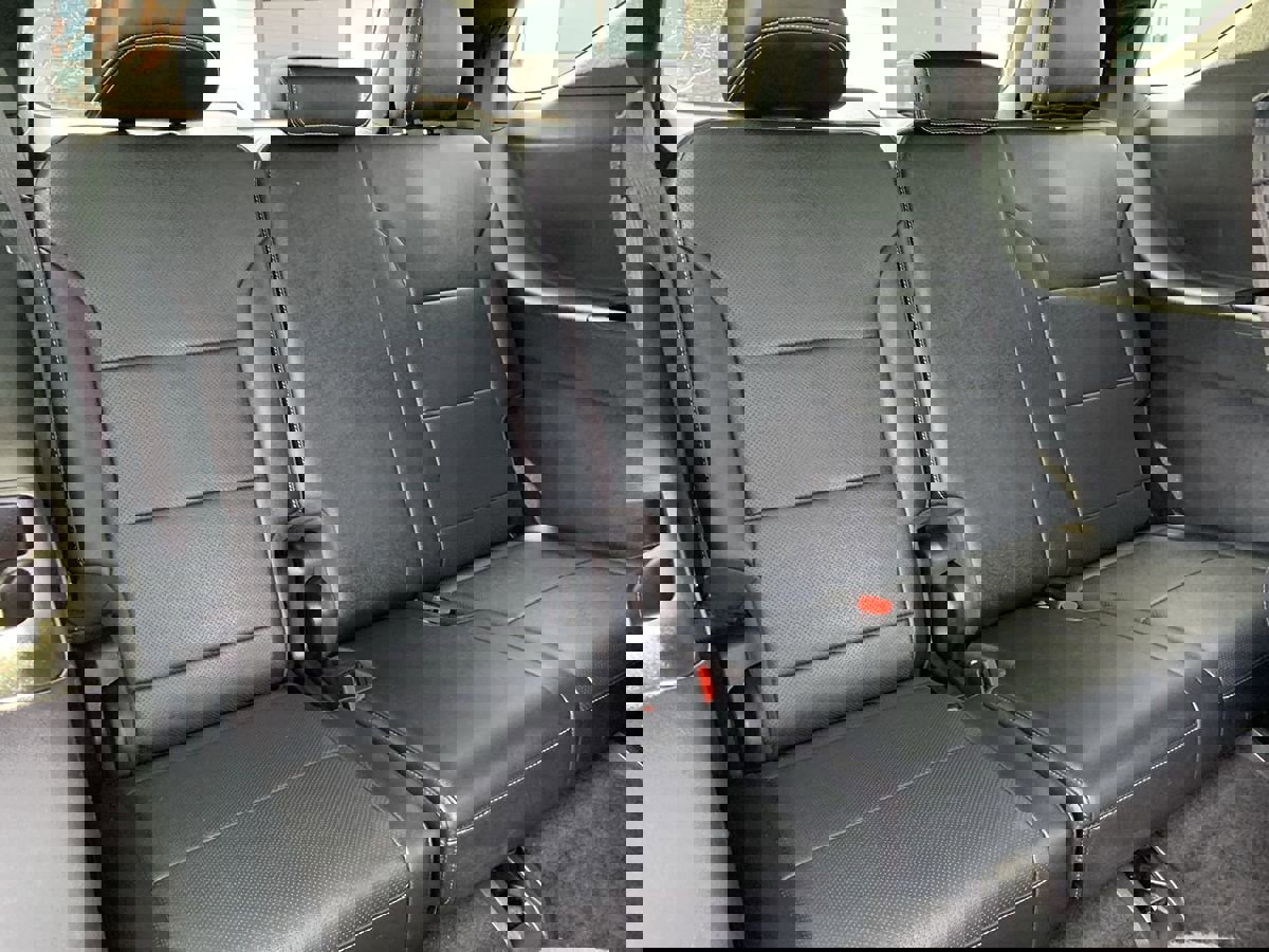 Used 2025 Chevrolet Traverse LT image 29