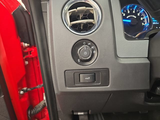 Used 2013 Ford F150 XLT w/ Luxury Equipment Group AWD/4WD image 32