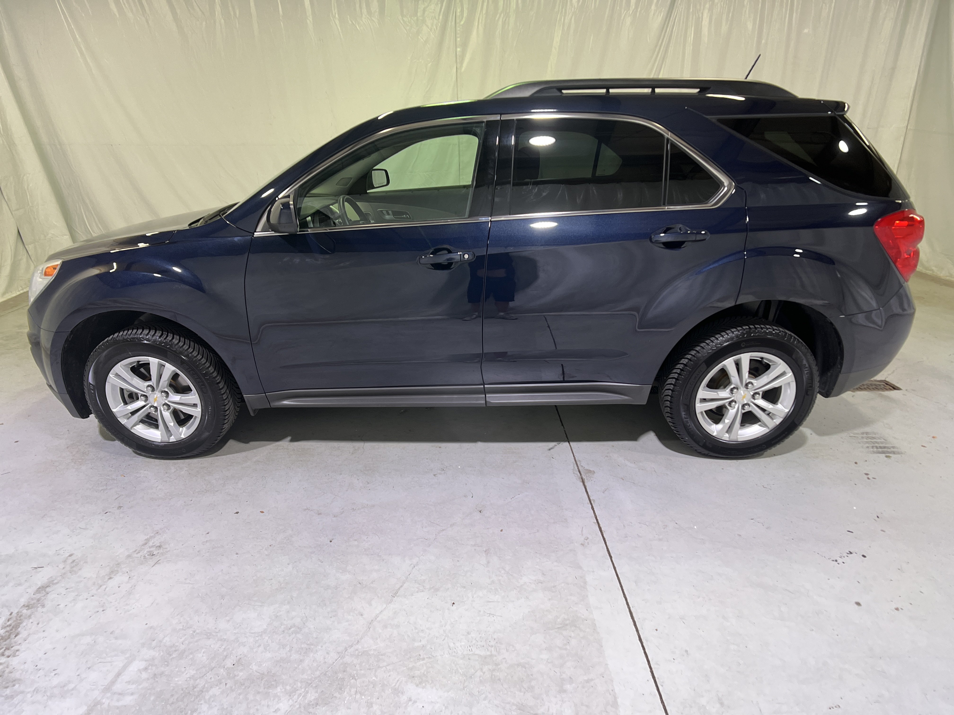Used 2015 Chevrolet Equinox LT w/ Driver Convenience Package AWD/4WD image 7