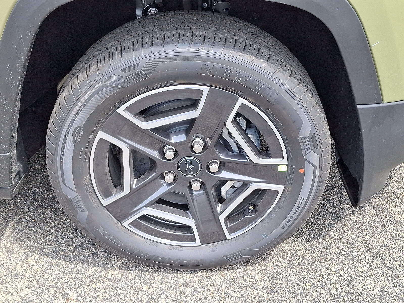 New 2026 Jeep Cherokee Laredo AWD/4WD image 5