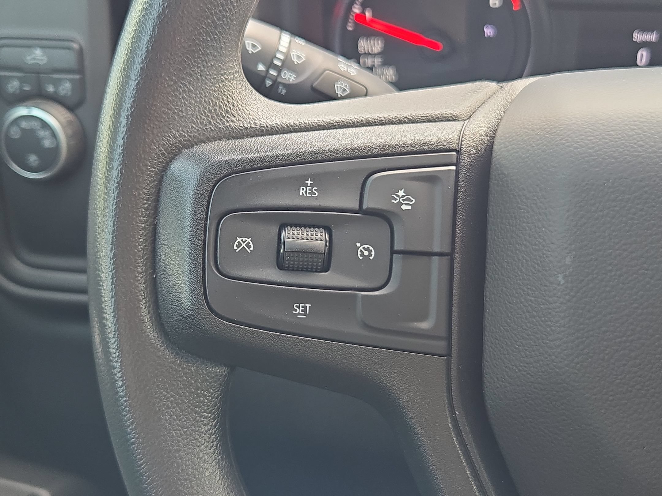 Used 2024 Chevrolet Silverado 1500 Custom RWD image 19