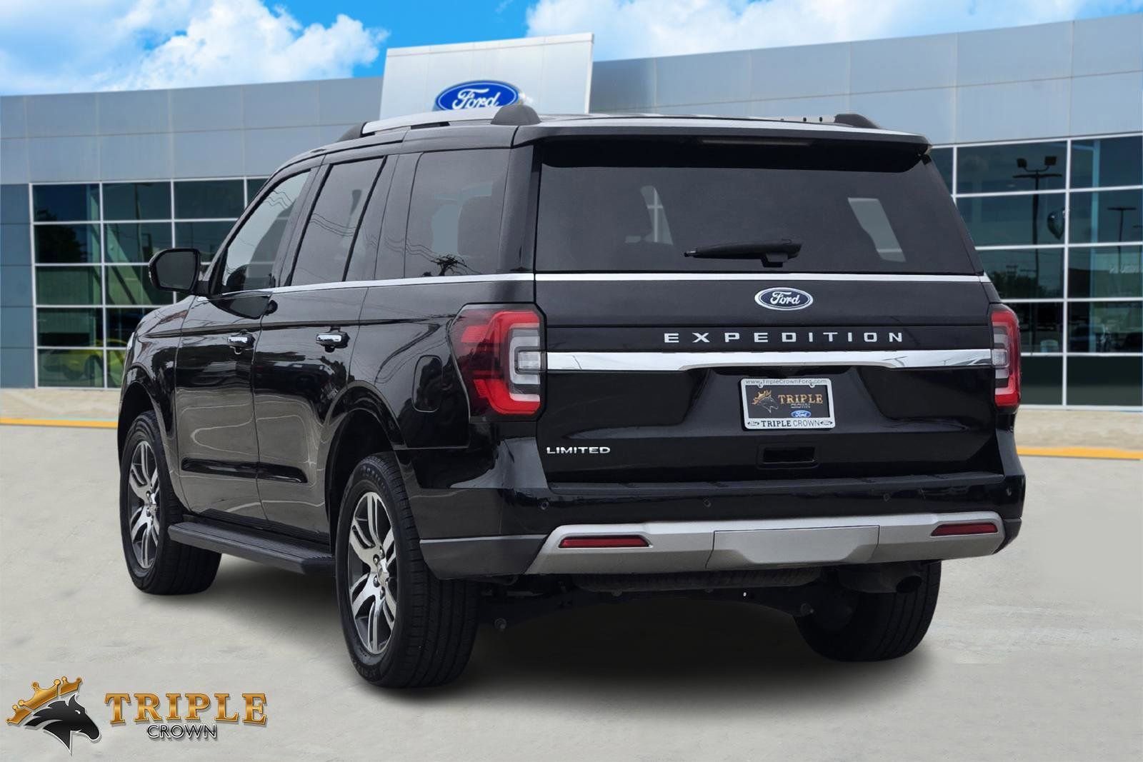 Certified 2024 Ford Expedition Limited image 4