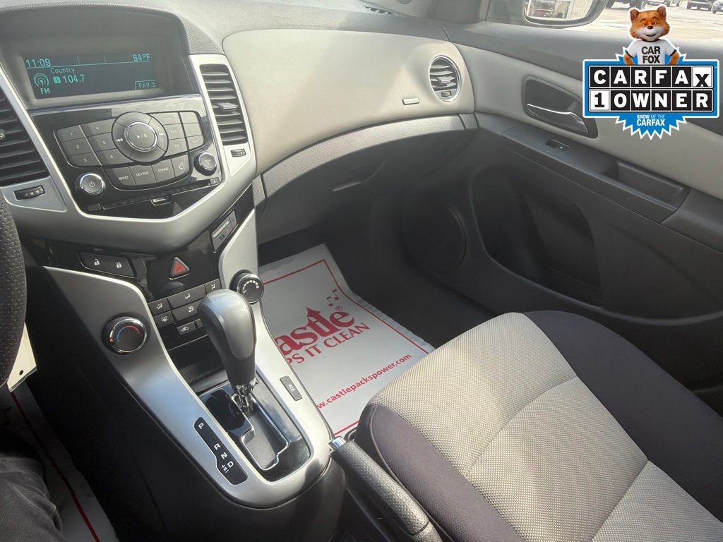 Used 2014 Chevrolet Cruze LS FWD image 29