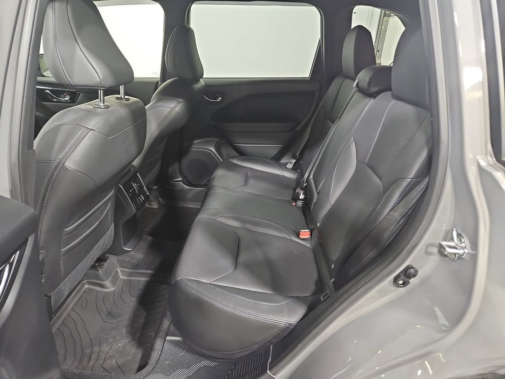 Used 2025 Subaru Forester Limited AWD/4WD image 27