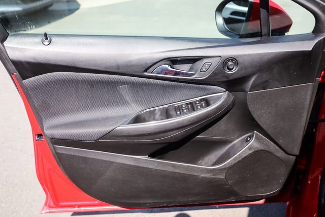 Used 2018 Chevrolet Cruze LS FWD image 47