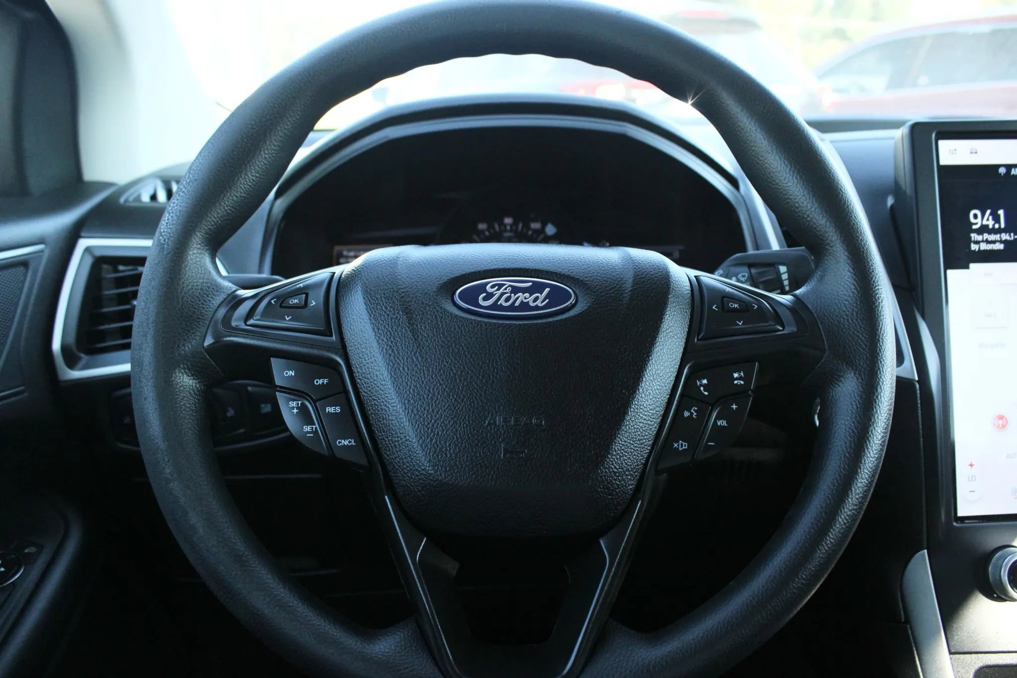 Used 2022 Ford Edge SE image 21