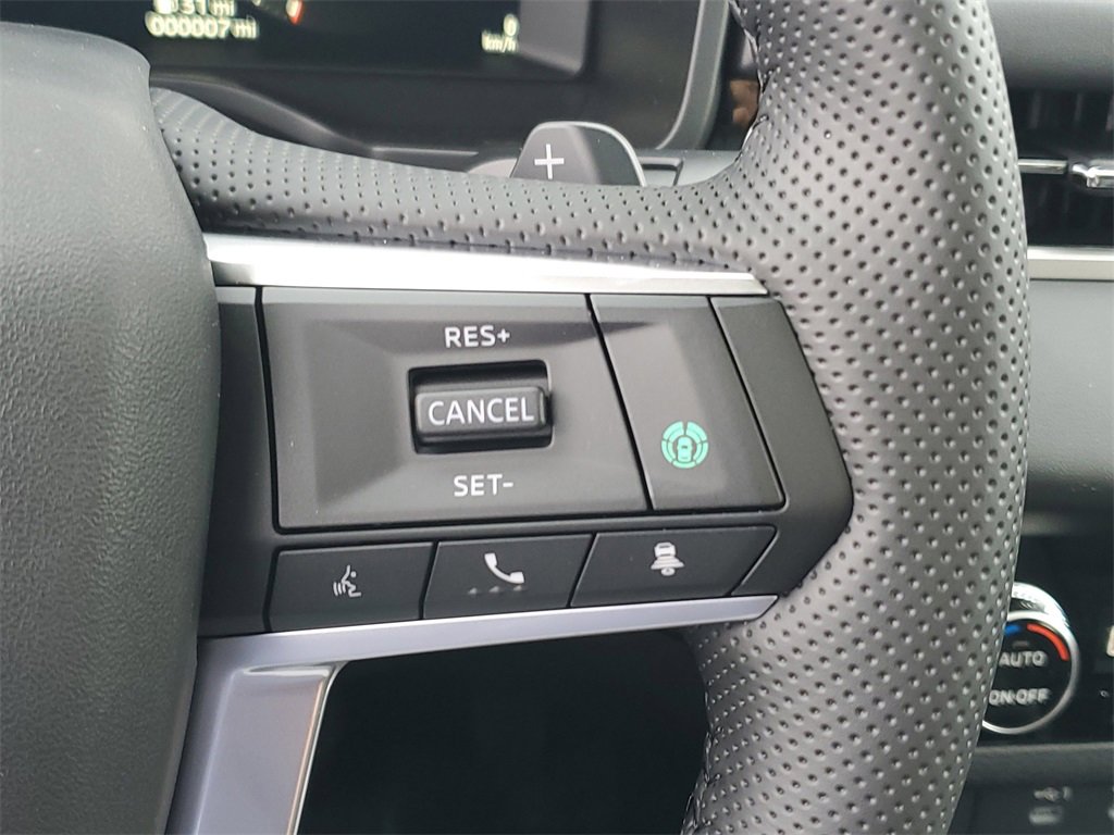 New 2025 Mitsubishi Outlander SE image 26