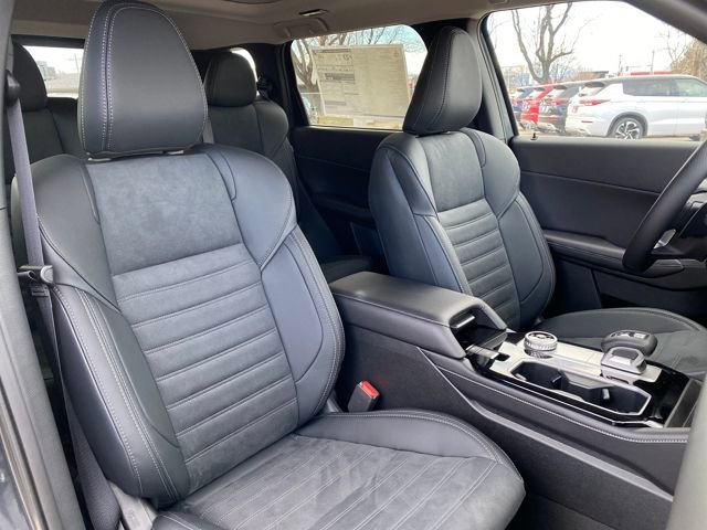 New 2026 Mitsubishi Outlander SE image 9