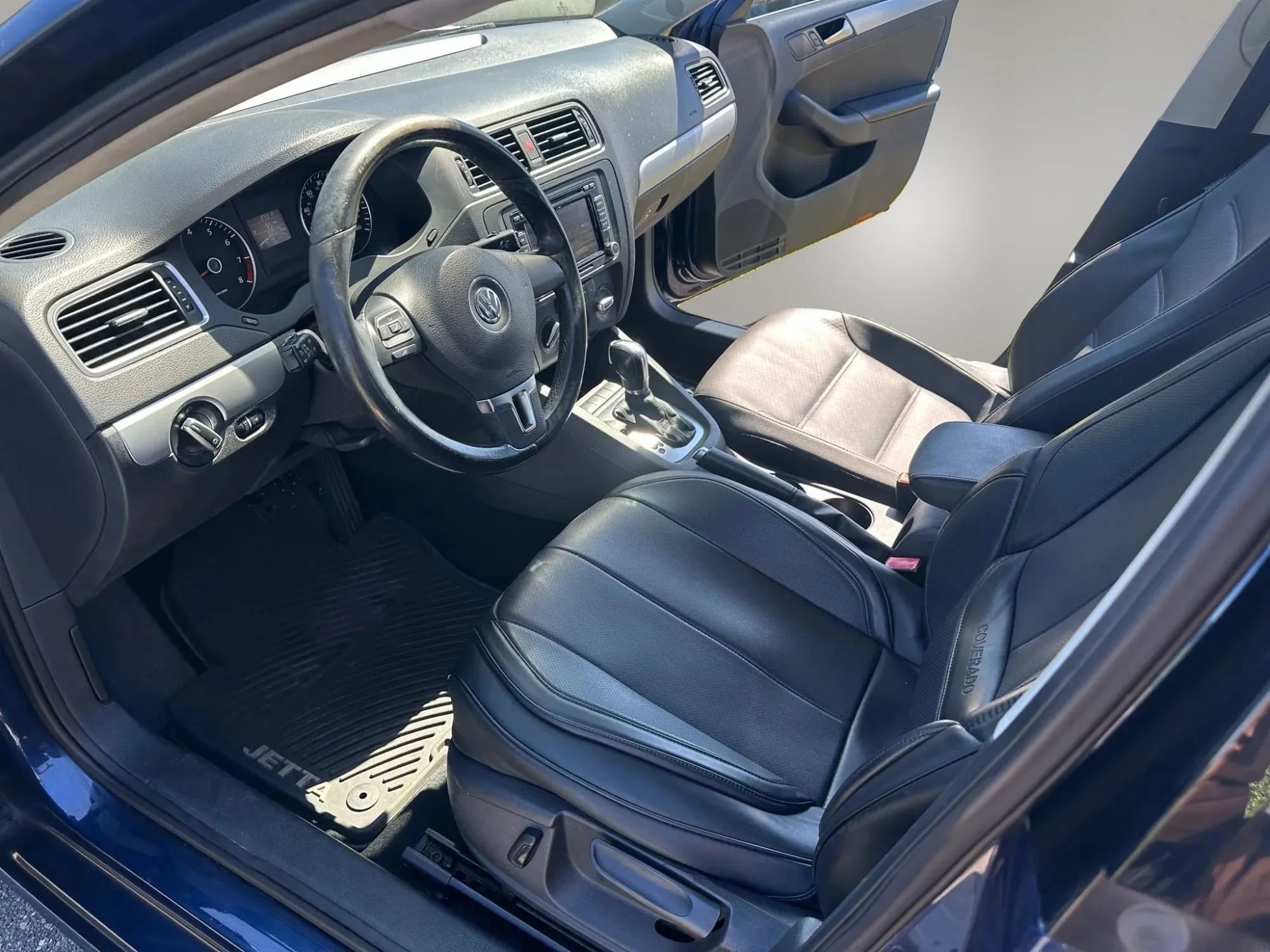Used 2014 Volkswagen Jetta SE FWD image 12