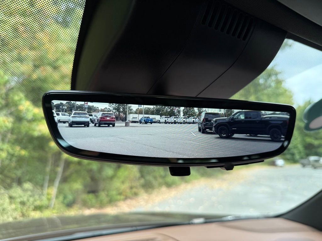 Certified 2024 Chevrolet Suburban High Country w/ Premium Package 2 AWD/4WD image 45