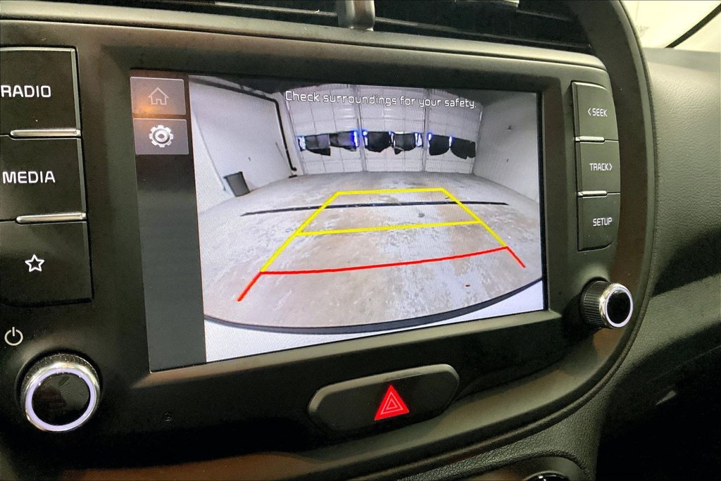 Used 2025 Kia Soul LX w/ LX Technology Package FWD image 27