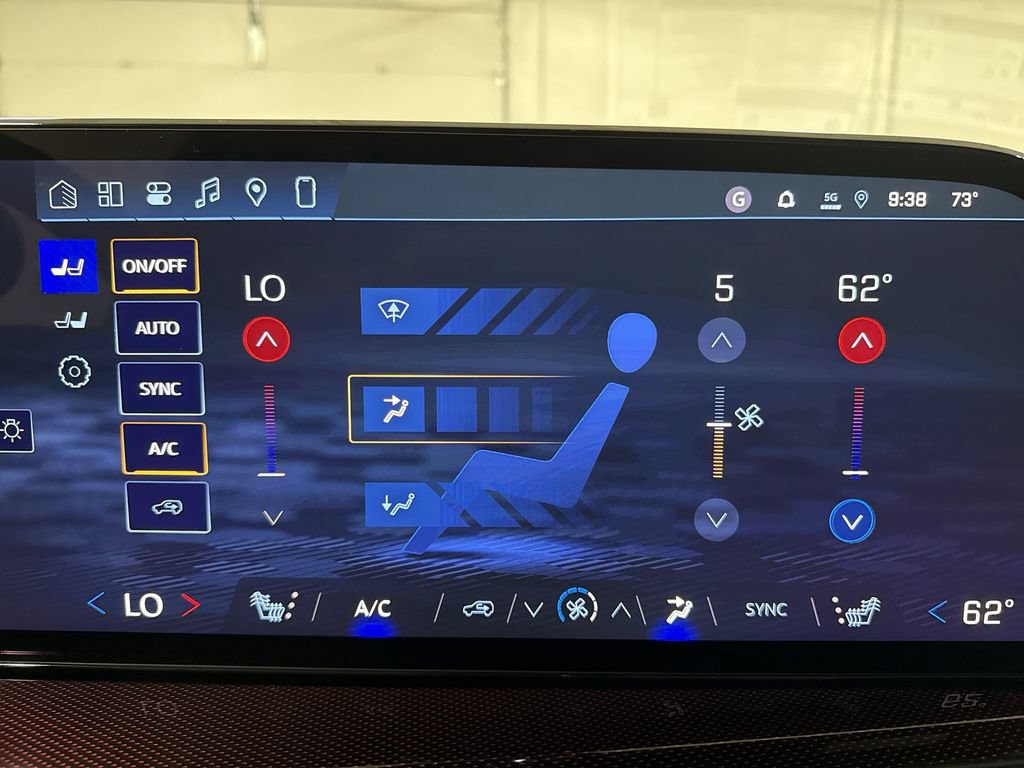 New 2026 Chevrolet Traverse Z71 w/ Enhanced Driving Package AWD/4WD image 17
