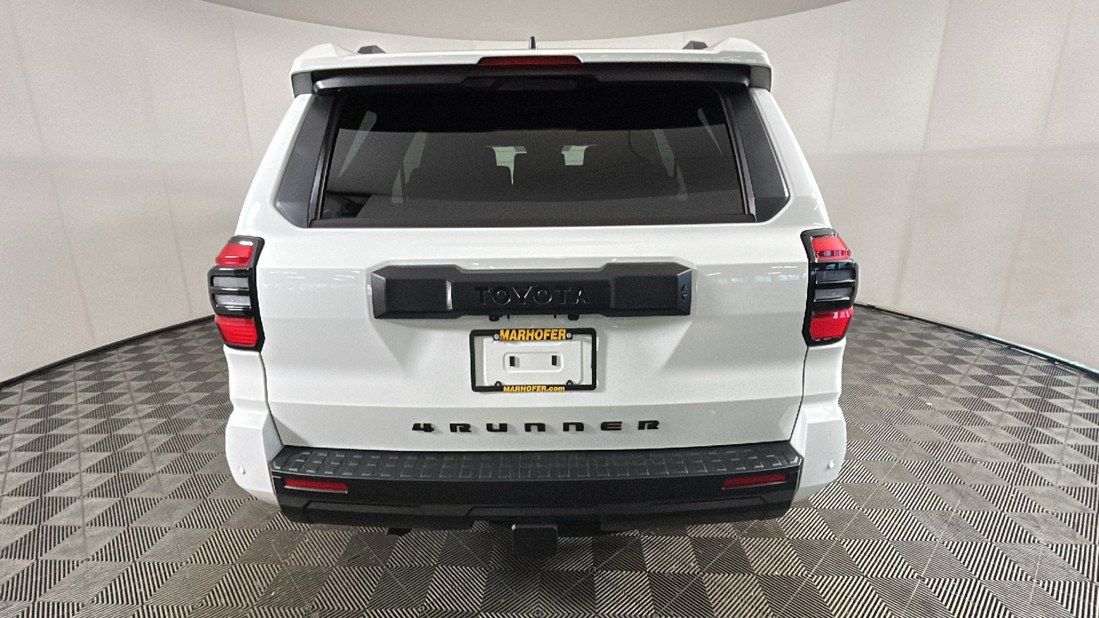 Used 2025 Toyota 4Runner TRD Off-Road Premium w/ Tow Technology Package AWD/4WD image 4