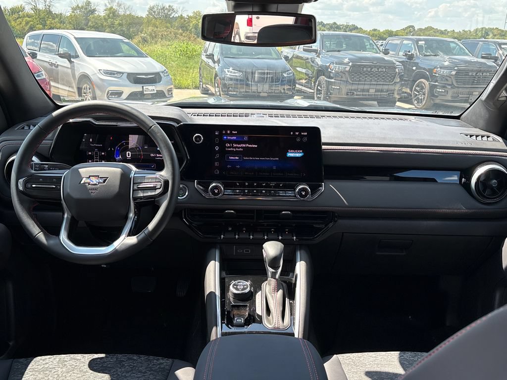Used 2026 Chevrolet Colorado Z71 AWD/4WD image 17