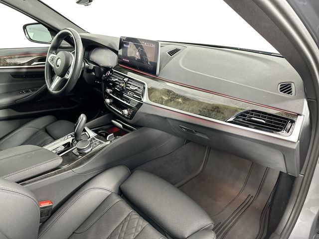 Used 2023 BMW 530i xDrive w/ M Sport Package image 31