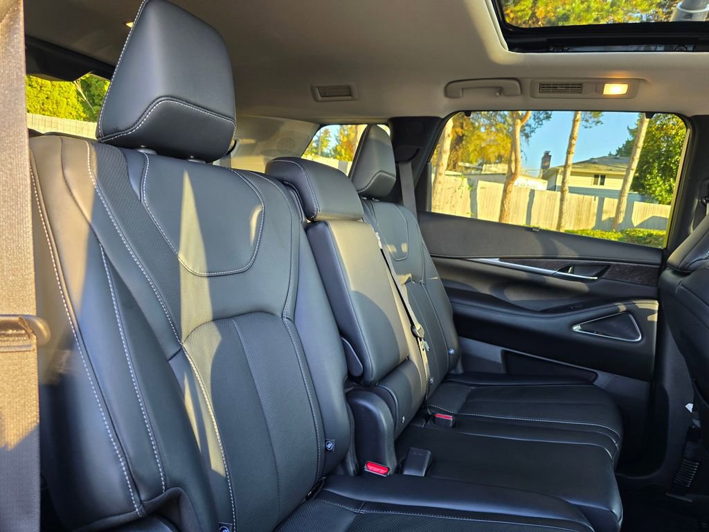Certified 2023 INFINITI QX60 Sensory w/ Vision Package image 29