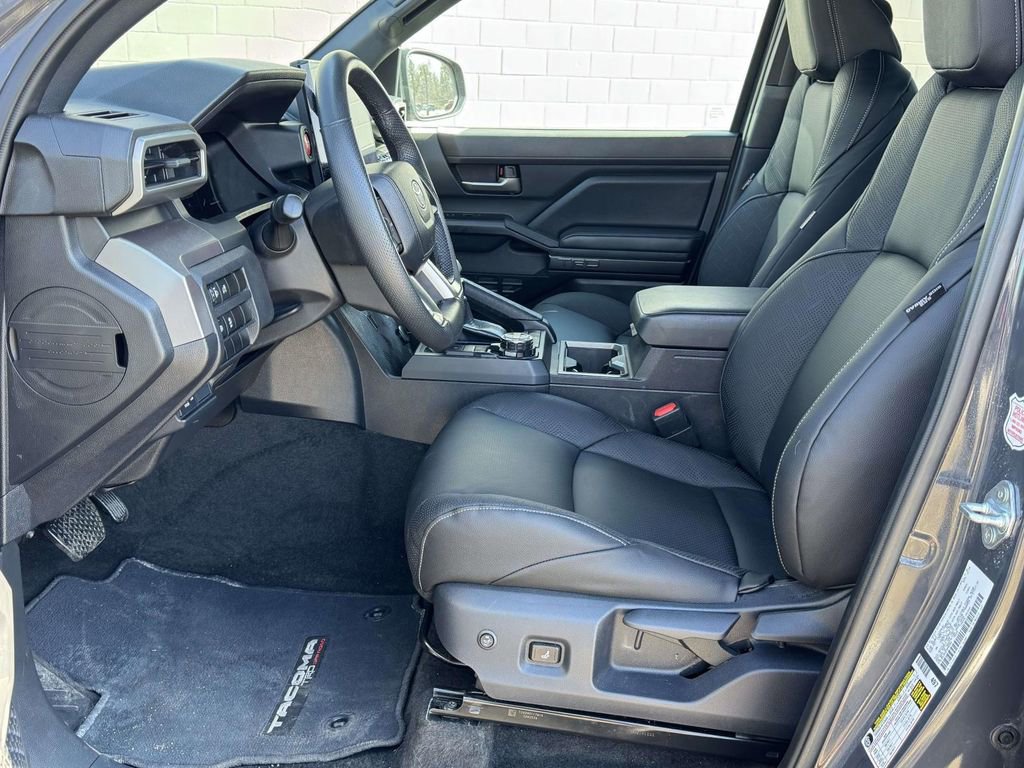 Used 2025 Toyota Tacoma TRD Off-Road image 20