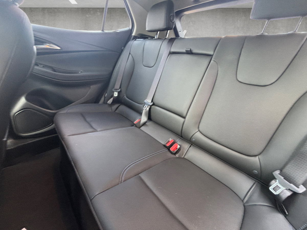 Used 2026 Buick Encore GX Sport Touring w/ Advanced Technology Package image 27