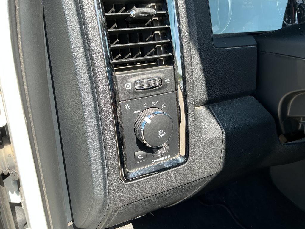 Used 2017 RAM 1500 Sport w/ Convenience Group AWD/4WD image 23