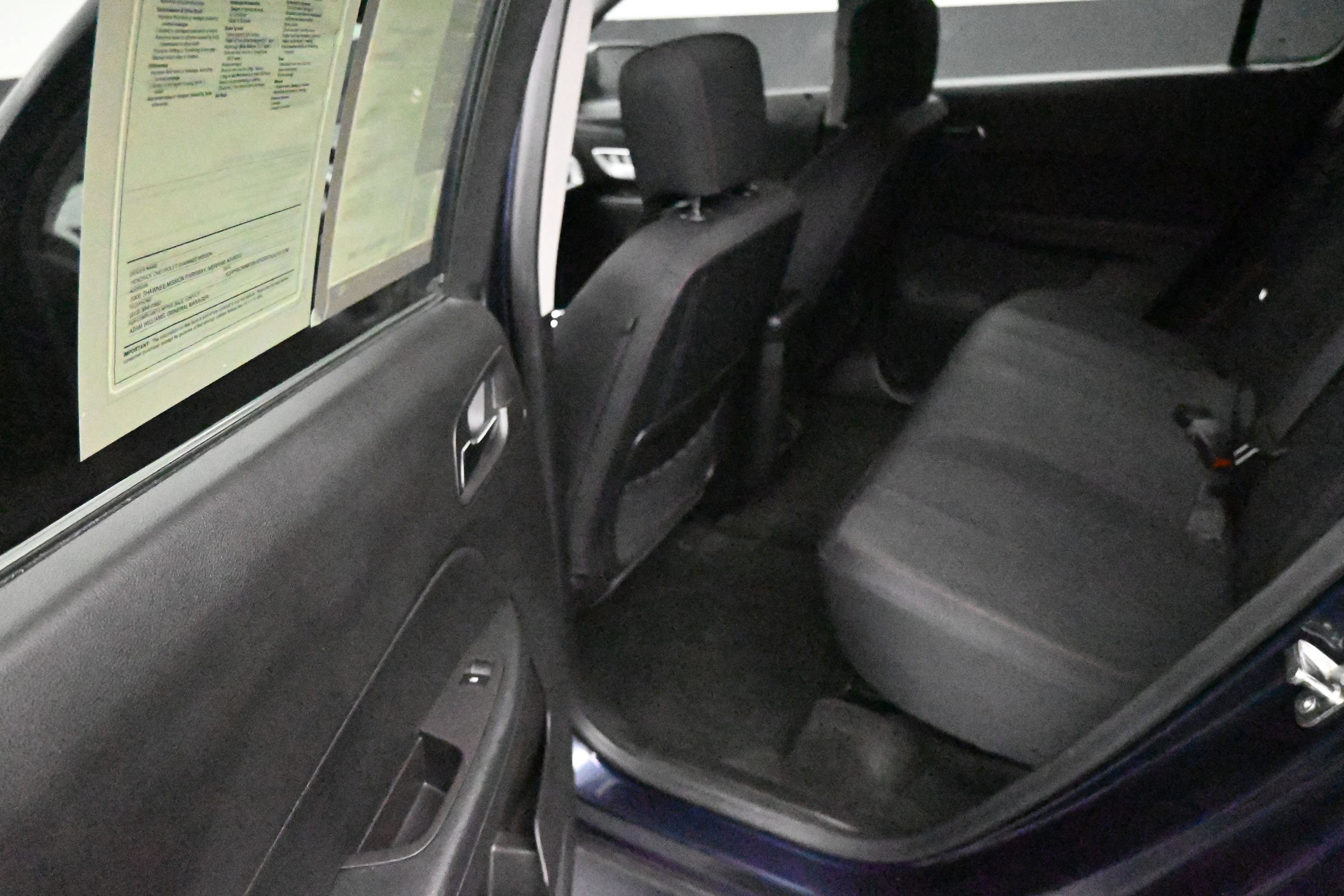 Used 2015 Chevrolet Equinox LS FWD image 17