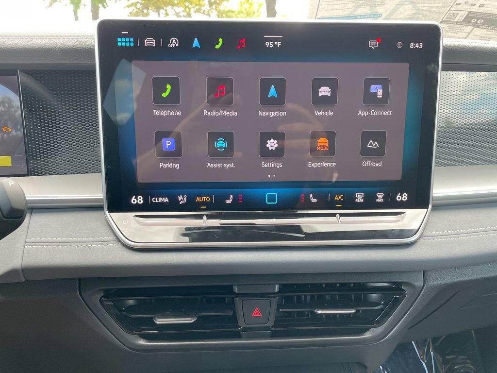 New 2025 Volkswagen Tiguan SE R-Line image 45