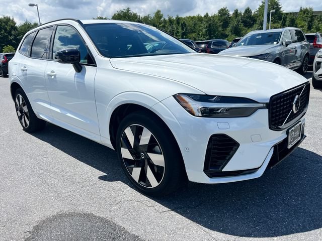 Certified 2024 Volvo XC60 T8 Plus w/ Climate Package AWD/4WD image 1