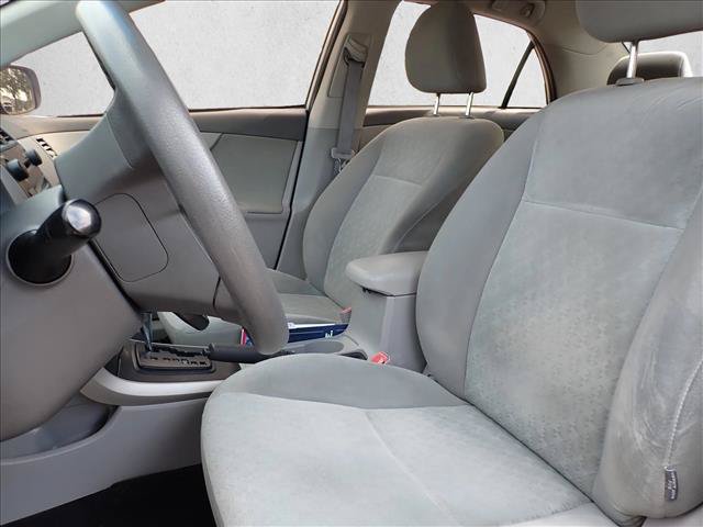Used 2009 Toyota Corolla LE FWD image 8