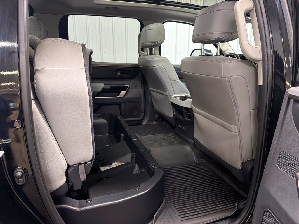 Used 2024 Toyota Tundra Limited AWD/4WD image 18