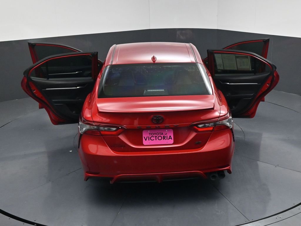 Used 2022 Toyota Camry SE image 22