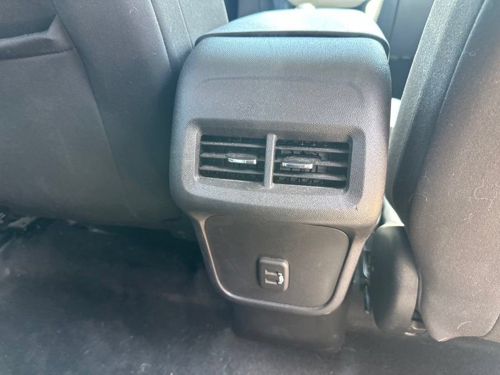 Used 2021 Chevrolet Equinox LS w/ LS Convenience Package FWD image 16