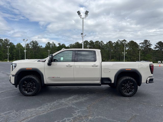 New 2026 GMC Sierra 2500 AT4 AWD/4WD image 9