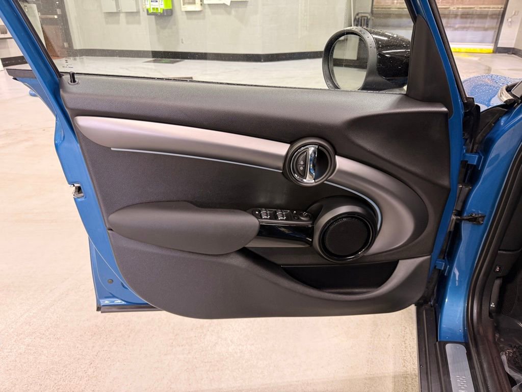 Used 2024 MINI Cooper S image 10