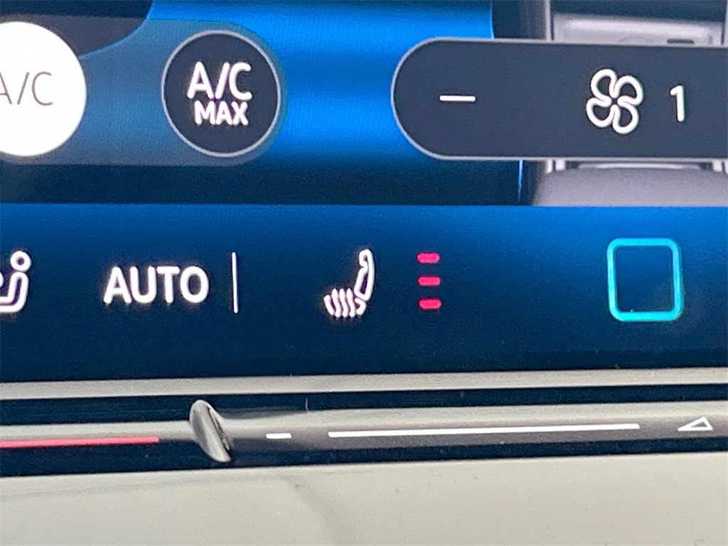 New 2026 Volkswagen Tiguan SE R-Line image 29
