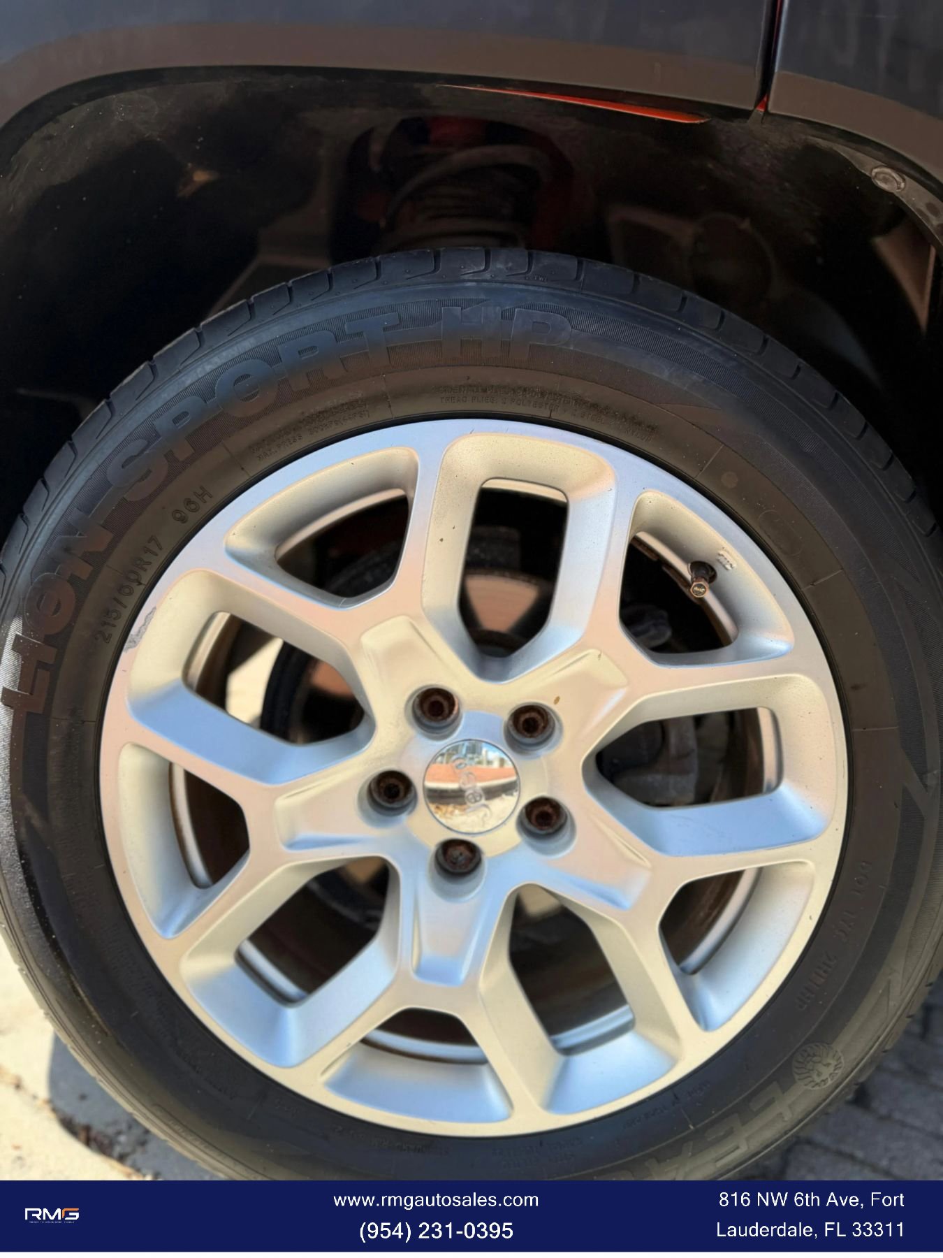 Used 2015 Jeep Renegade Latitude image 27
