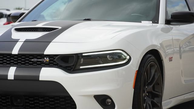 Certified 2023 Dodge Charger Scat Pack w/ Plus Group RWD image 4