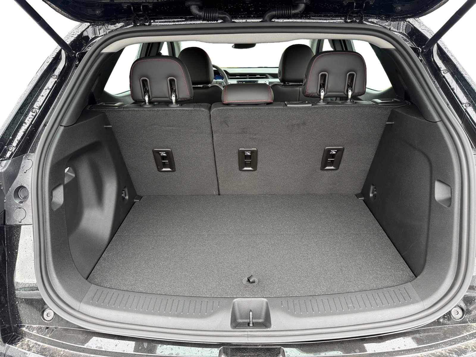 New 2027 Chevrolet Bolt RS w/ Technology Package image 17