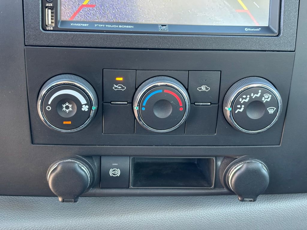 Used 2011 Chevrolet Silverado 3500 W/T image 19