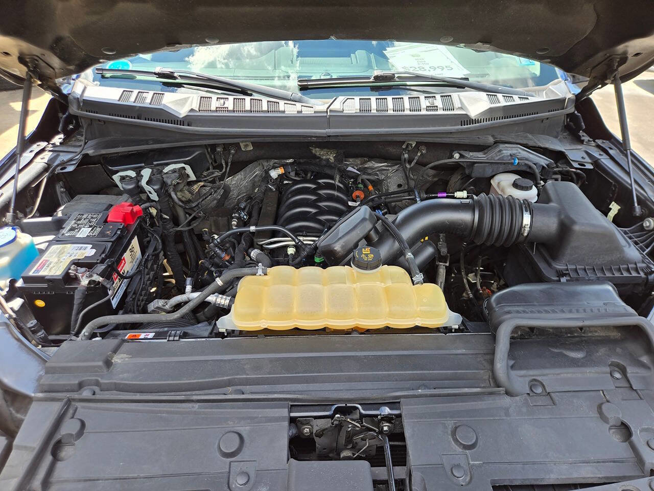 Used 2019 Ford F150 XLT w/ Equipment Group 302A Luxury AWD/4WD image 21