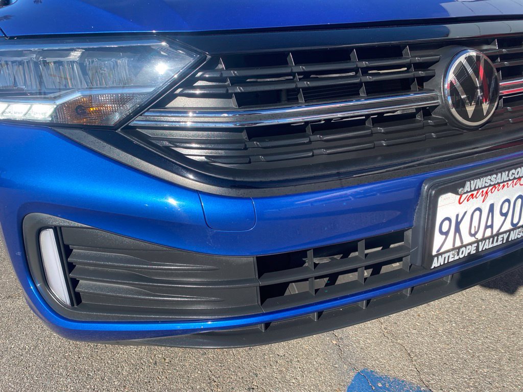 Used 2024 Volkswagen Jetta Sport FWD image 9