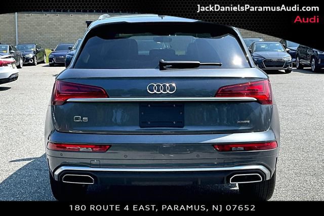 Certified 2023 Audi Q5 2.0T Premium w/ Convenience Package AWD/4WD image 4